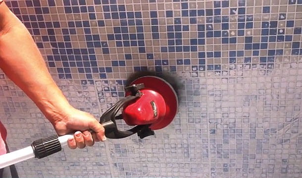 Hexagone elektryczna szczotka do czyszczenia powierzchni płaskich