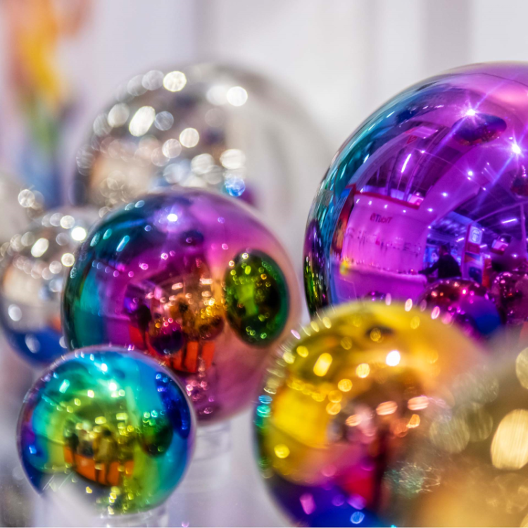 CML-72221-Zestaw-kolorowych-lustrzanych-kul-4-sztuki-6.jpg