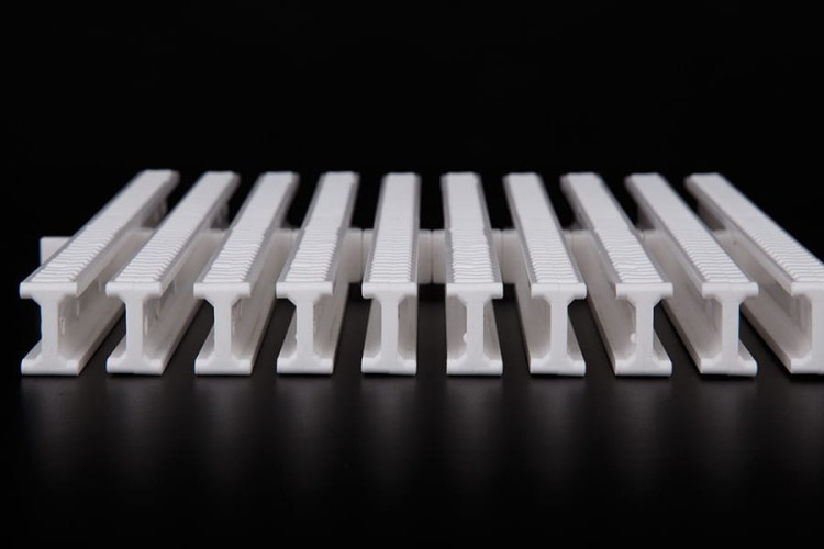 Kratka przelewowa 1 mb. wysokość 24 mm