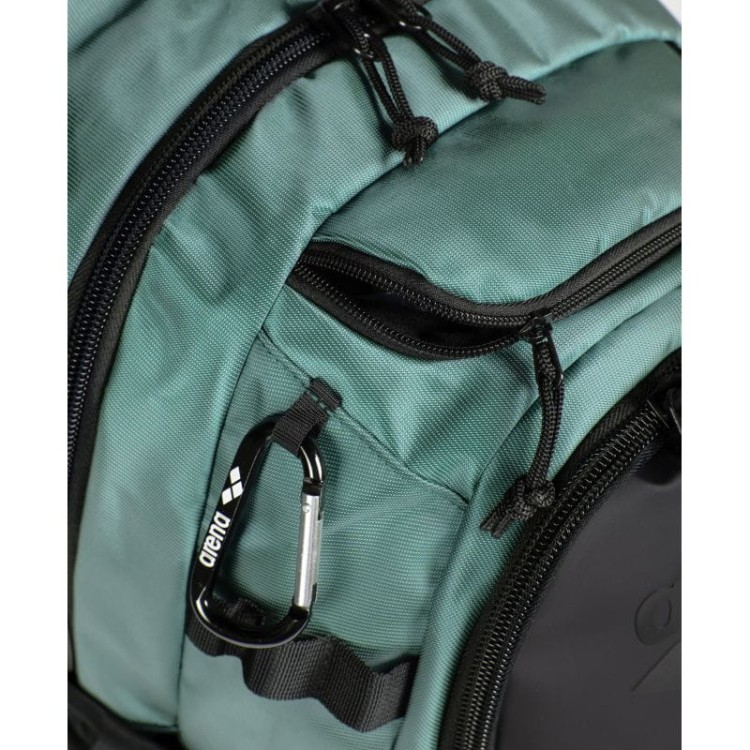 plecak-sportowy-arena-all-set-backpack-45l-zielony-sage.jpg