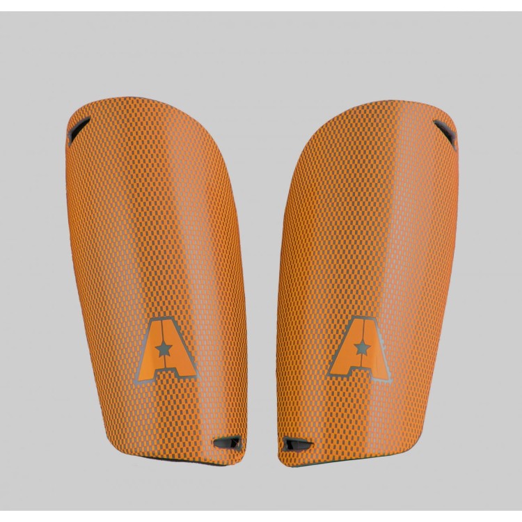 Ochraniacze piłkarskie Pro Shin Guards pomarańczowy.jpg