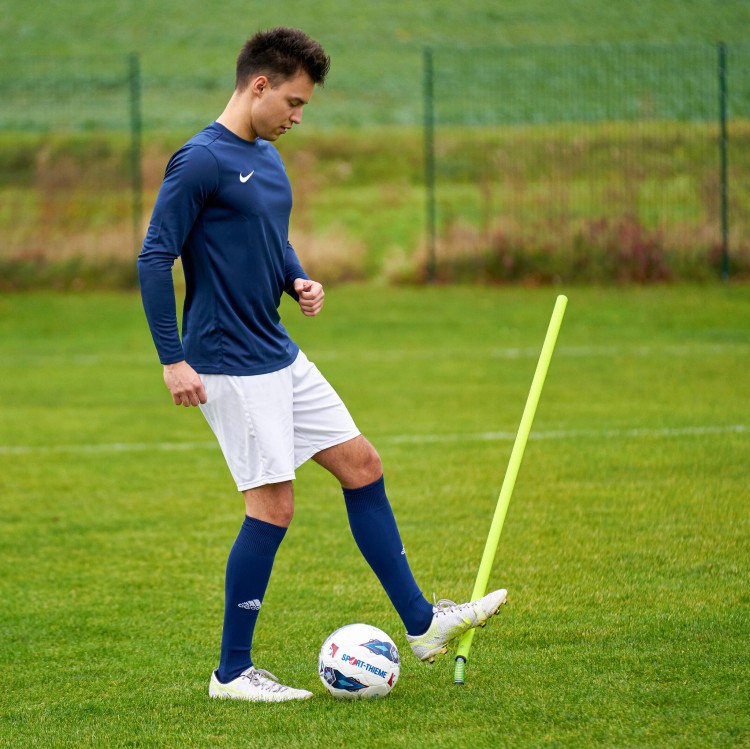 Sport Thieme Zestaw tyczek treningowych 10szt. 4.jpg