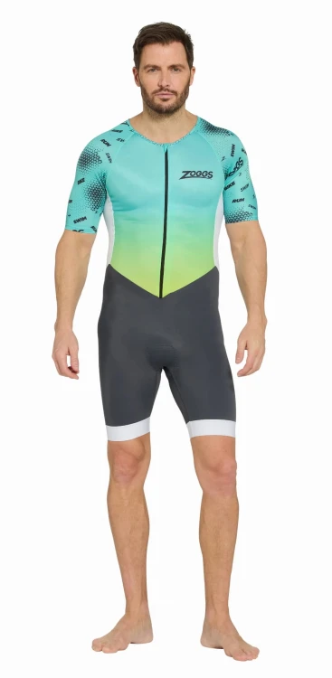 Strój-triathlonowy-turkusowo-biały-mężczyzna-stojący-przodem (2).jpg