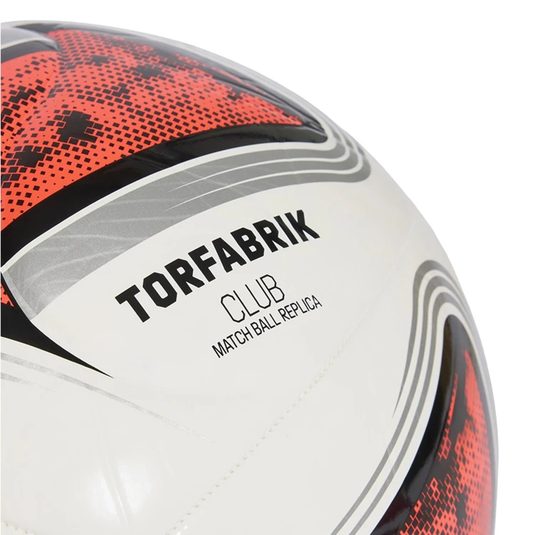 pilka-adidas-bundesliga-KG6043-3.jpg