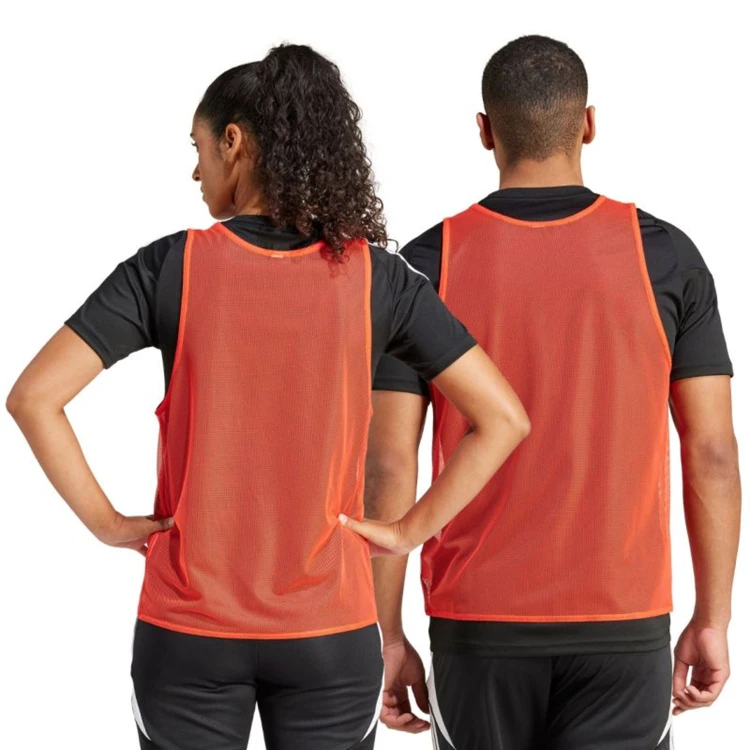 znacznik-adidas-JF3245-czerwony-3.jpg