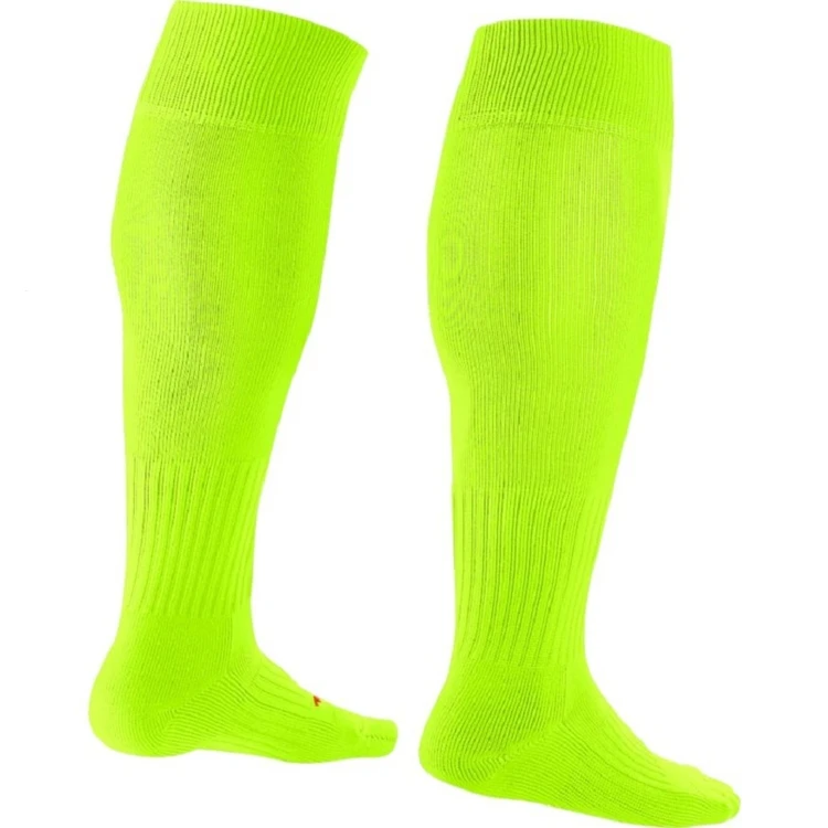 getry-pilkarskie-nike-classic-limonkowe-2.jpg