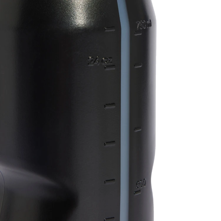bidon-adidas-tiro-750ml-czarny-iw9827-3.jpg