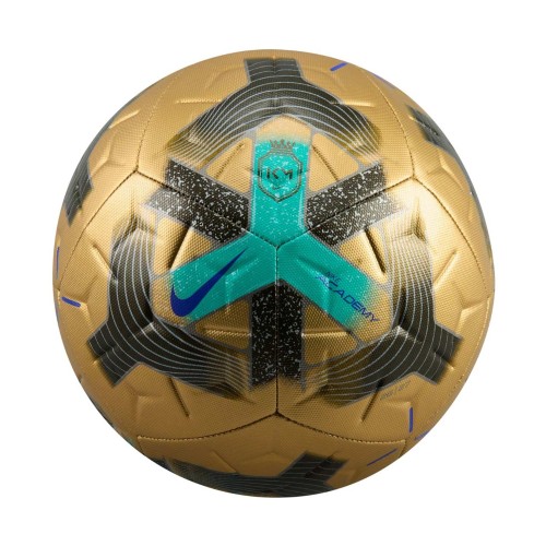 pilka-kylian-mbappe-zlota-iq0657707.jpg