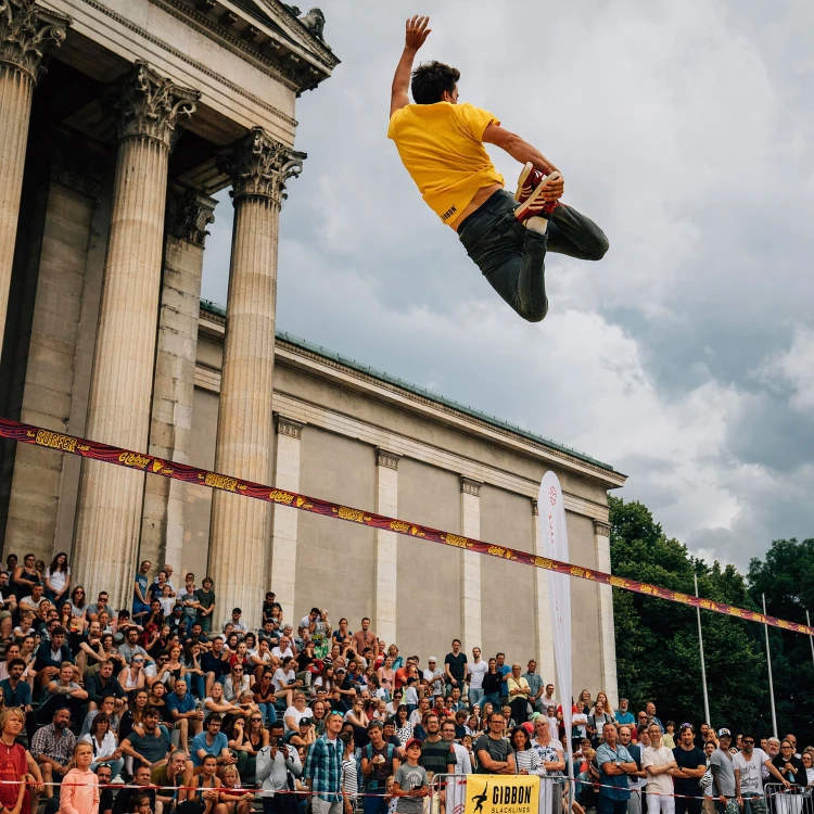 tasma-gibbon-treewear-slackline-30m-4.jpg