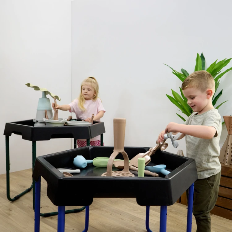 Taca sensoryczna Mini Tuff czarna TTS