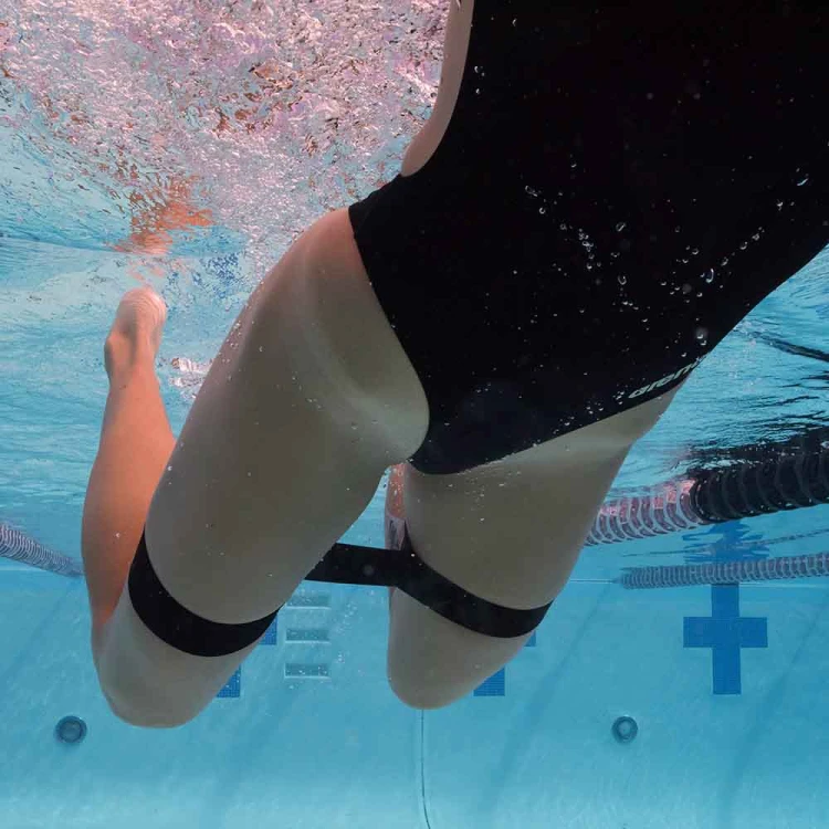 Strechcordz Knee Elastic opaska na kolana dla żabkarzy