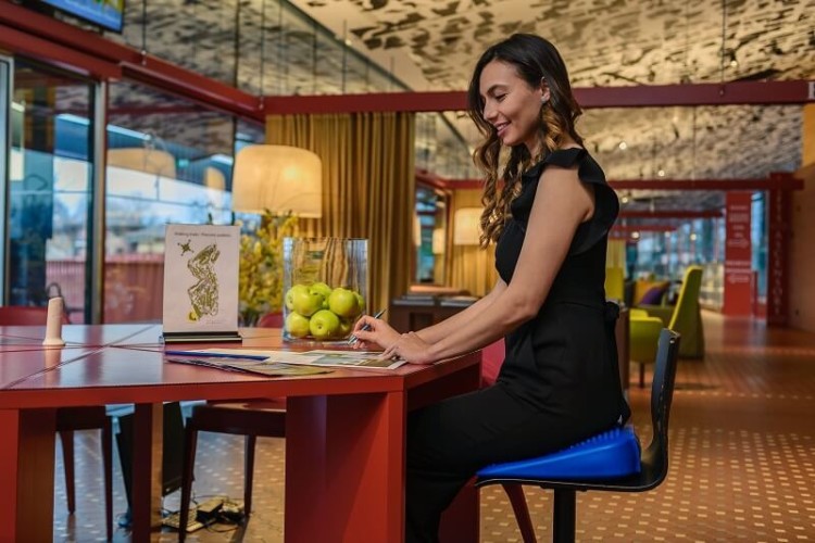 Gymnic Movin Sit klin do siedzenia